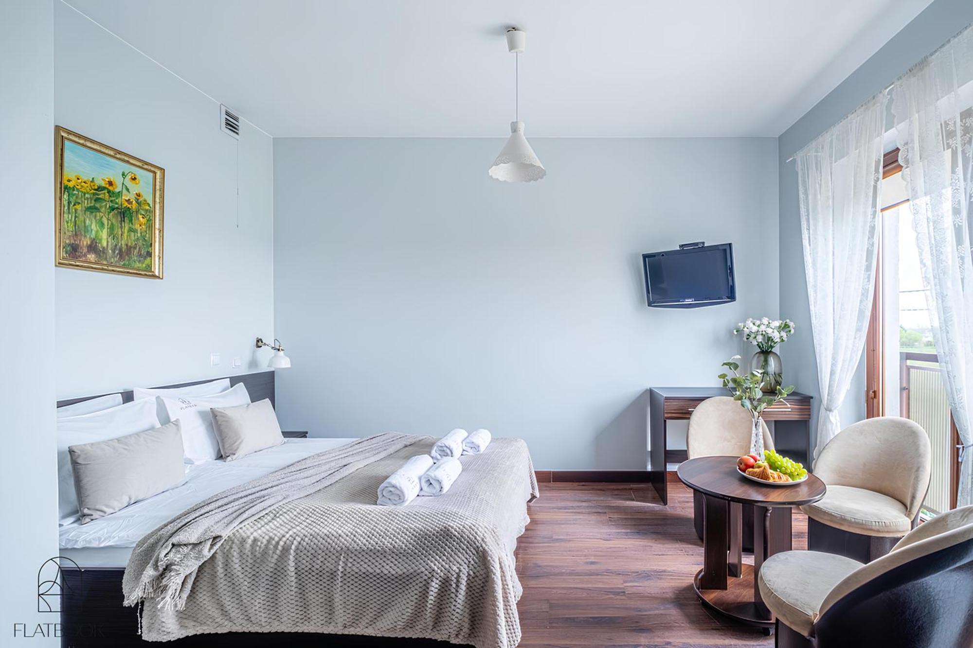 Sztutowo Lazurowy Dwor - Apartamenty Oraz Pokoje Z Basenem I Parkingiem Экстерьер фото