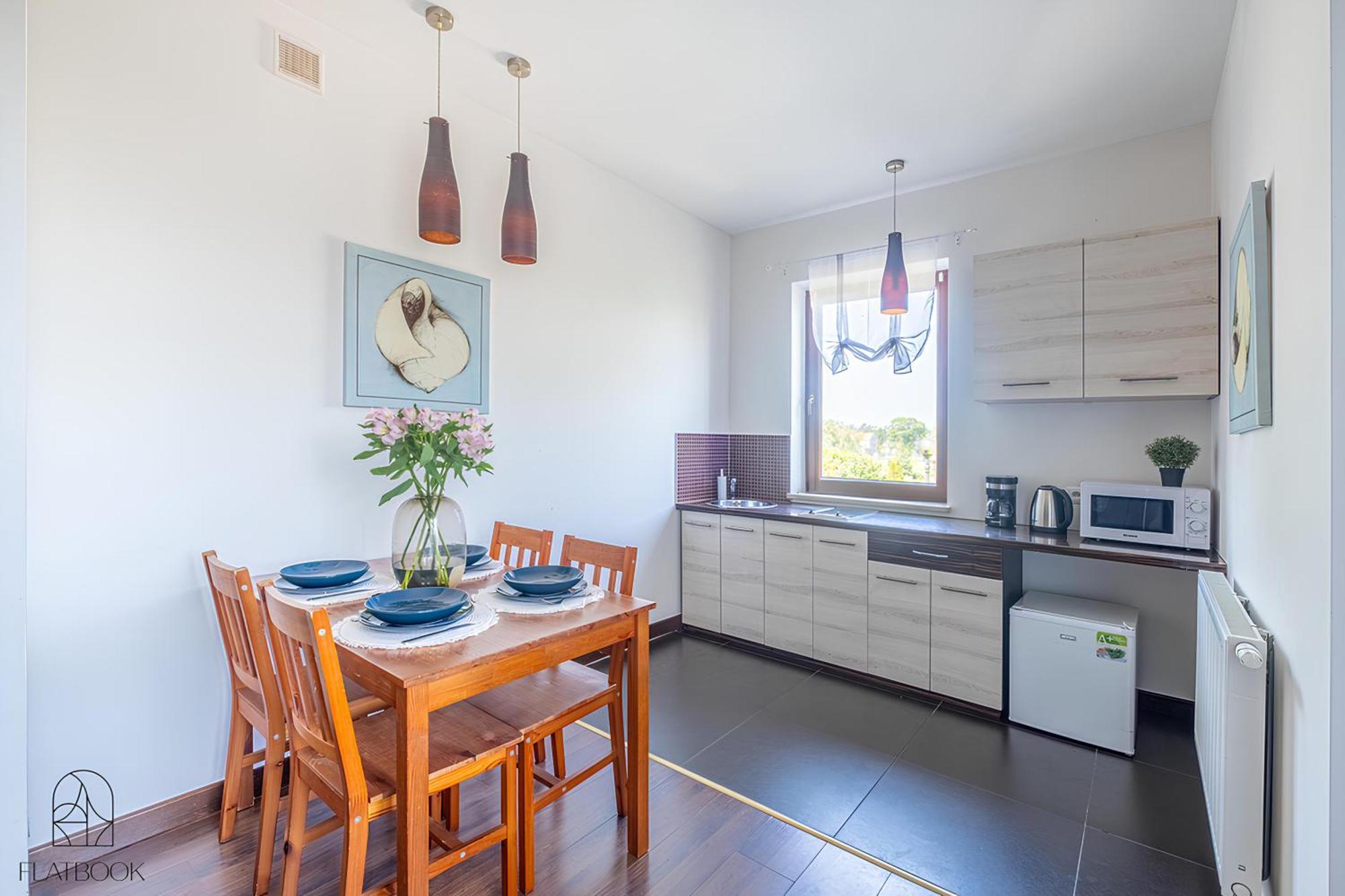 Sztutowo Lazurowy Dwor - Apartamenty Oraz Pokoje Z Basenem I Parkingiem Экстерьер фото