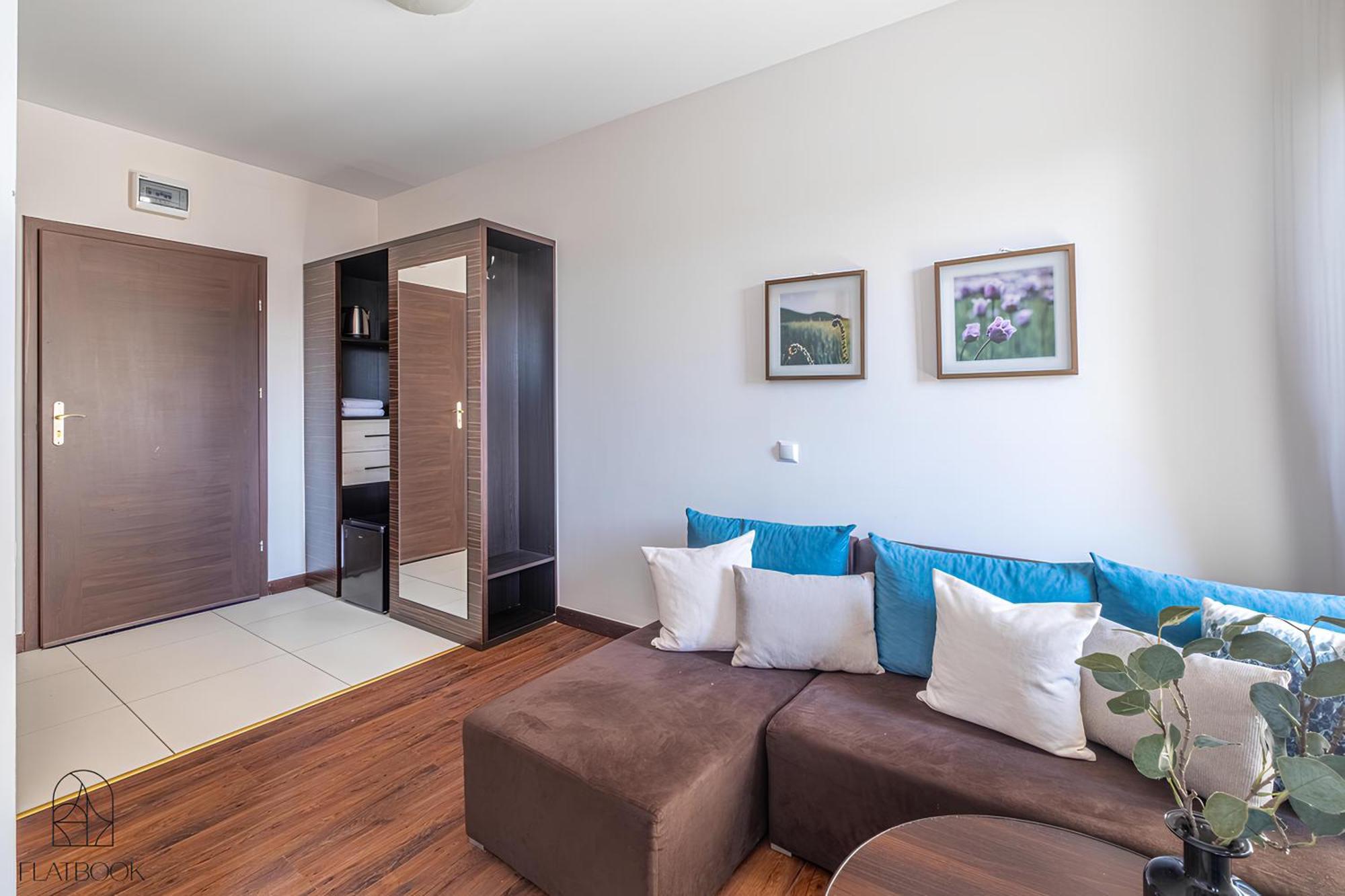 Sztutowo Lazurowy Dwor - Apartamenty Oraz Pokoje Z Basenem I Parkingiem Экстерьер фото