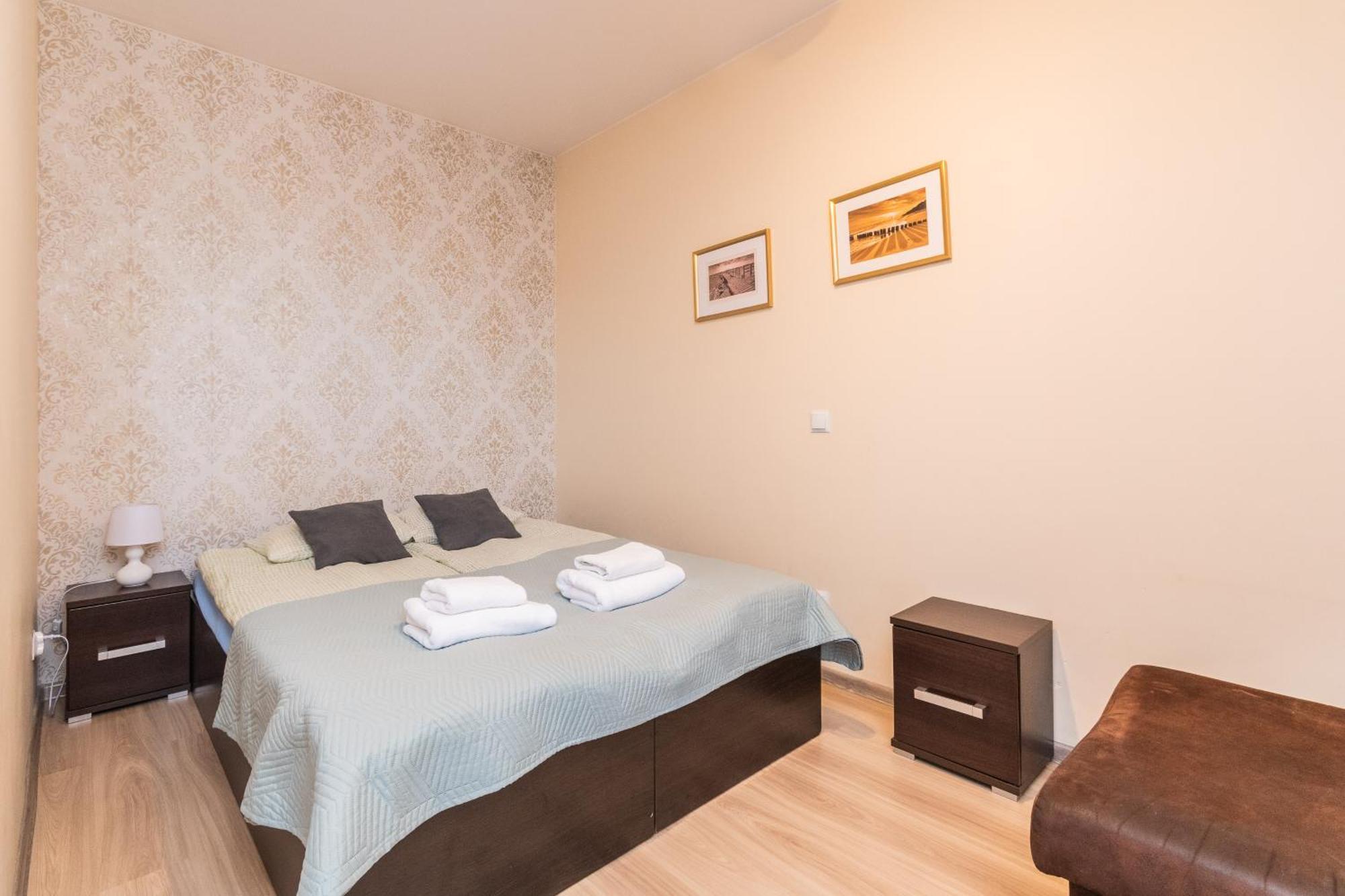 Sztutowo Lazurowy Dwor - Apartamenty Oraz Pokoje Z Basenem I Parkingiem Экстерьер фото