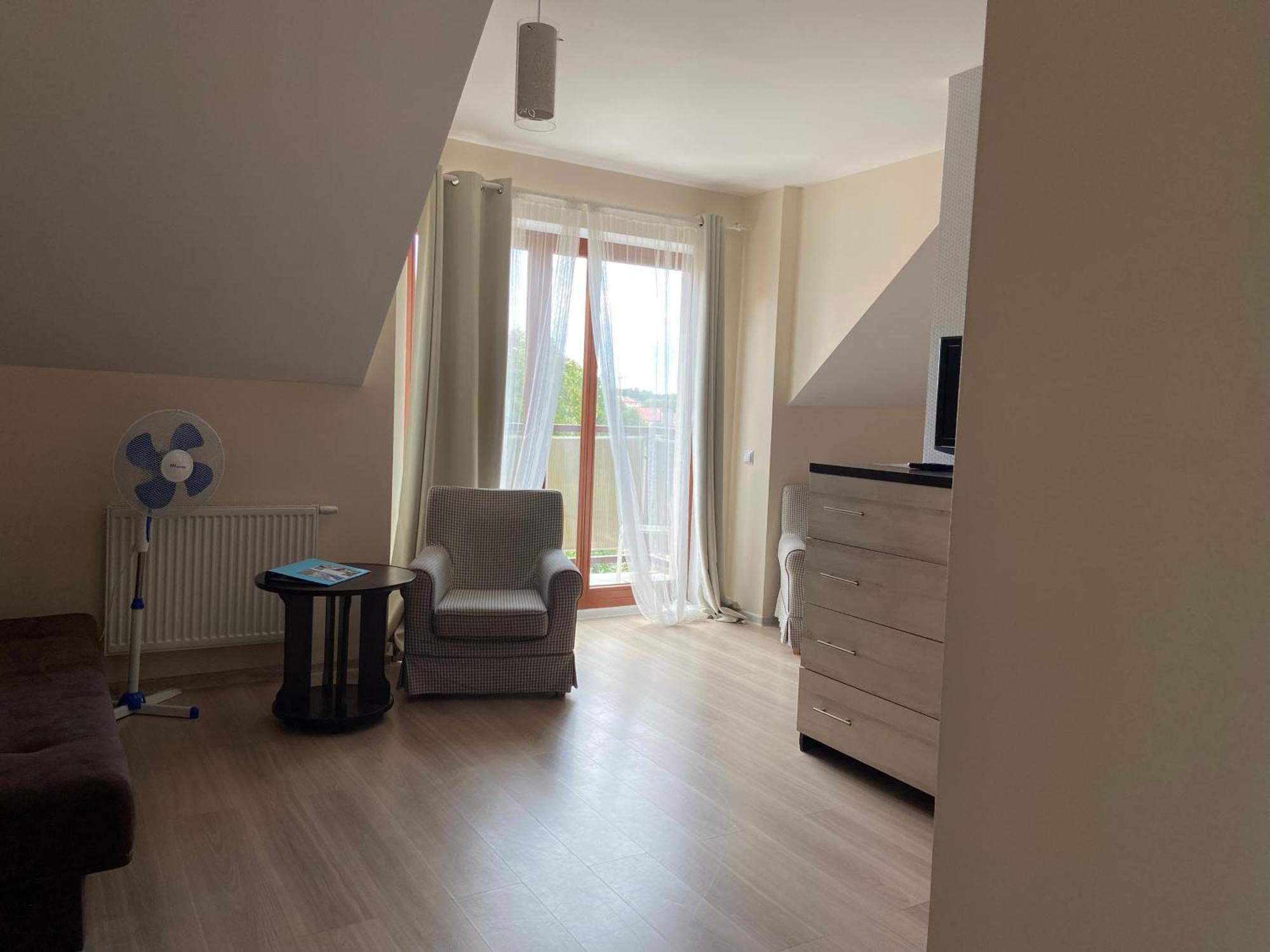 Sztutowo Lazurowy Dwor - Apartamenty Oraz Pokoje Z Basenem I Parkingiem Экстерьер фото