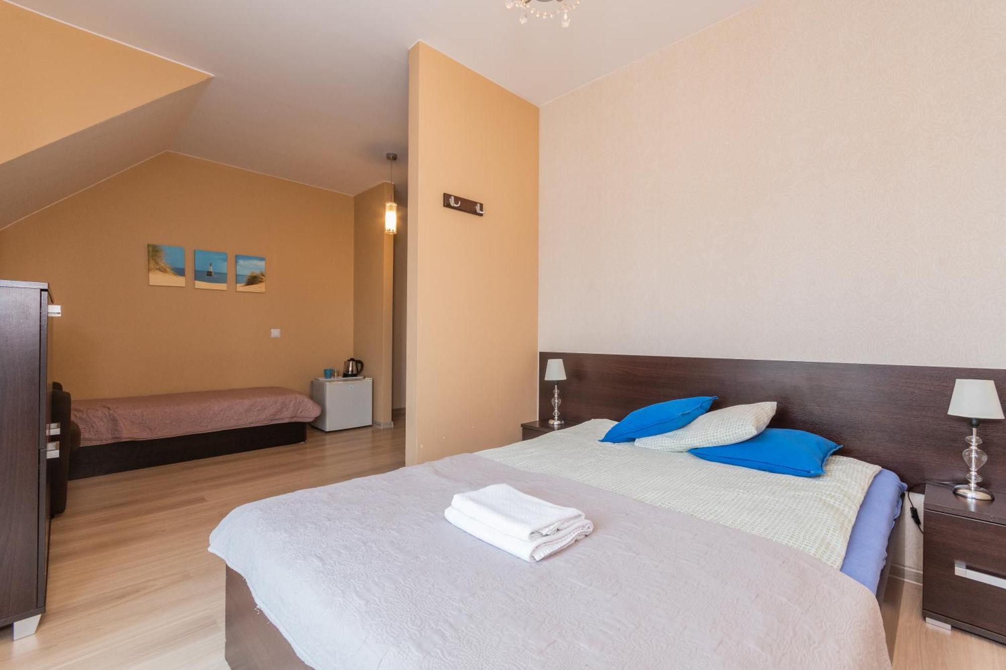 Sztutowo Lazurowy Dwor - Apartamenty Oraz Pokoje Z Basenem I Parkingiem Экстерьер фото