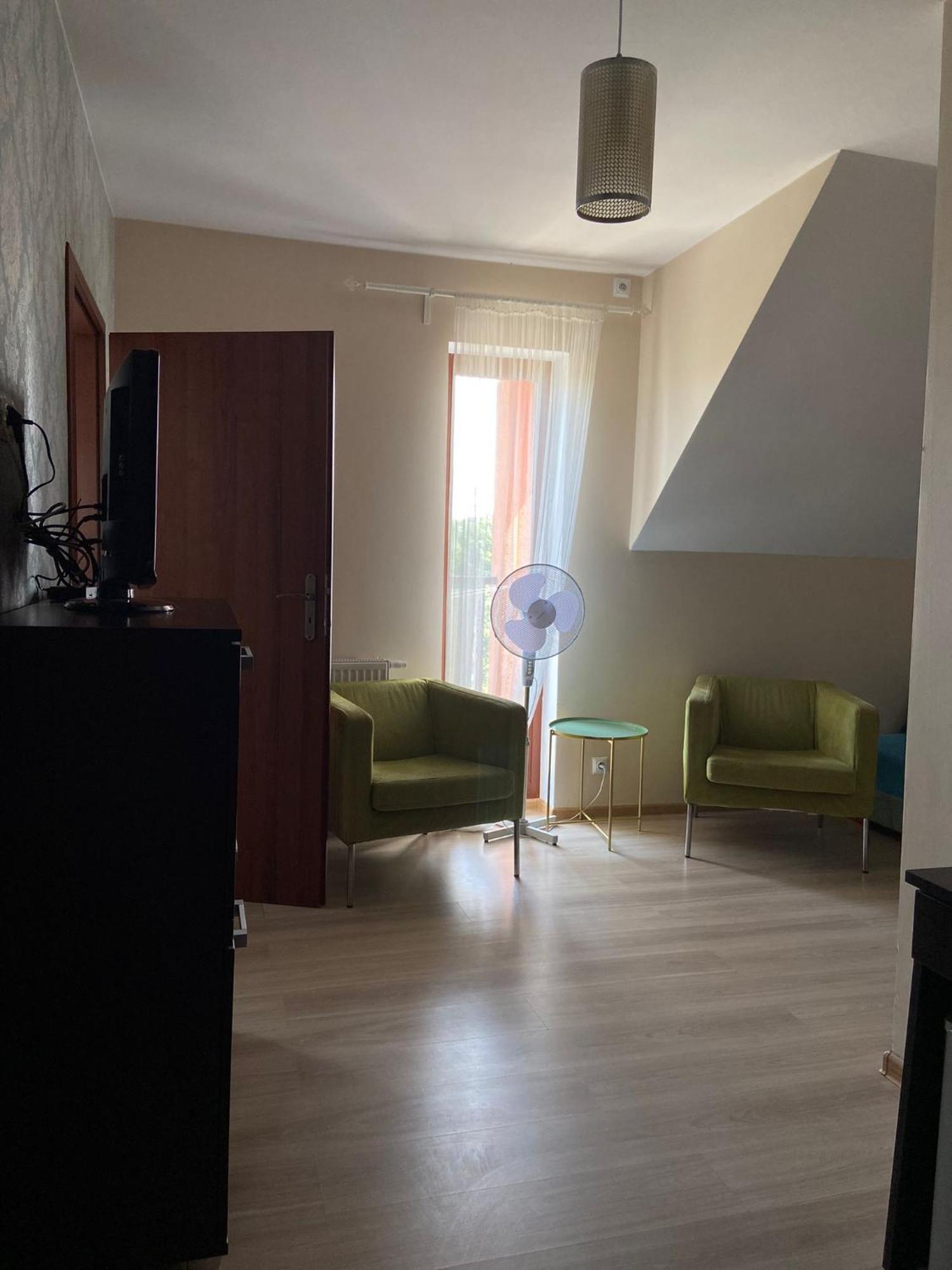 Sztutowo Lazurowy Dwor - Apartamenty Oraz Pokoje Z Basenem I Parkingiem Экстерьер фото